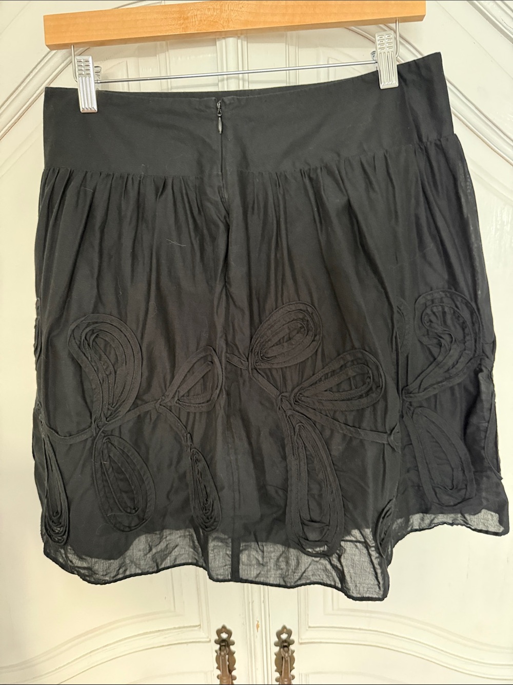 LOFT Black Embroidered Overlay A-Line Mini Skirt | Feminine Boho Cotten Size 6p‎